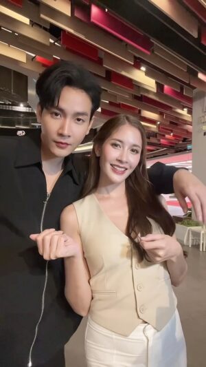 Varodom Khemmonta Instagram - มีนาแล้ว เมื่อไหร่จะมี…. 💕

ฝากติดตาม เฟื่องนคร City Of Stars The Series EP.5

#เฟื่องนคร #CityOfStarsTheSeries 
#iQIYI #ช่องวัน31
#starhunterentertainment