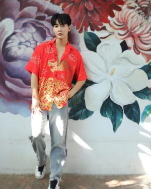 Varodom Khemmonta Instagram - สุขสันต์วันตรุษจีนนะค้าบ