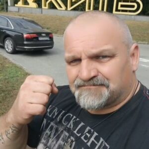 Vasyl Virastyuk Instagram - 🔸Спонтанно вийшло, але продуктивно🤔
🗓️2-4 вересня, вихідні провів на Донеччині та на Запорізькому напрямку📌
 Побачився з старими Друзями, та познайомився з новими🫡

#разоммисильні #разомпереможемо #разоммисила #вєдностісила #українапереможе