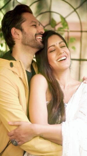 Vatsal Sheth Instagram - Every love story is beautiful, but ours is my favorite. 🎶❤️

@novicerecordsofficial @officialrfakworld