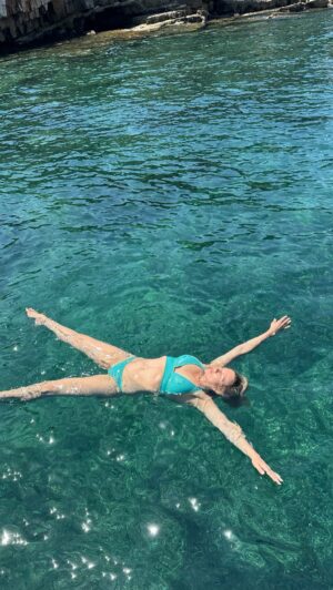 Veronica Ferres Instagram - Ich trainiere schon mal für Olympia 2028. 🤪

#losangeles2028 #olympia #teamdeutschland