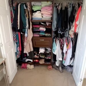Veronika Dash Instagram - Taking Dream Walk-In Closet off my bucket list ✔️ @modularclosets I am forever grateful for this incredible transformation 💕 Thank you for helping me customize this space into a glam wonderland that is so efficient and helps keep my OCD at bay 😂 #modularclosets #closetorganization #closetsystem #walkincloset