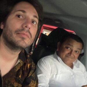 Victor Arauz Instagram - Hace unos días (el 7 de agosto) estuve en Buena fe por los 32 años de Cantonizacion!
•
Aquí les dejo unos momentos de tremenda fiesta que viví con amigos muy queridos a los que no veía hace rato! 
•
Solo diré que la pasé increíble. Que tuve una gran compañía @doritapalmundo 
Gracias siempre @dcanchundia por este hermoso detalle y gracias siempre @calobetto por ser mi hermano! ♥️🏅😊😎