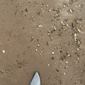 Victoria Volkova Instagram - 🌊 Ｌａｓ ｏｌａｓ ｓｅ ｅｖａｐｏｒａｒｏｎ
 ｙ  ｅｎ ｌｏｓ  ｃｉｅｌｏｓ  ｓｅ ｅｓｔｒｅｌｌａｒｏｎ
Ｌａｓ  ｏｌａｓ  ｑｕｅ  ｙａ  ｓｅ  ｆｕｅｒｏｎ 🩵