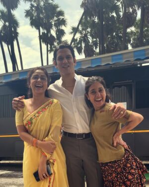 Vijay Varma Instagram - #MirzapurSeason3 becomes @primevideoin ‘s most watched show ever!! 
Sharing some Bumpilaat BTS 
#Mirzapur 
@yehhaimirzapur