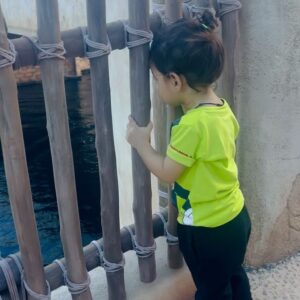 Vinny Arora Instagram - The first & only Disney- Sea in the world 🌊 
Never getting enough 🤩🥰