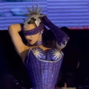 Violet Chachki Instagram - Thank you @dragzilla.cr for such a fun show and thank you @wcostarica for such a fun vacation 💋💜