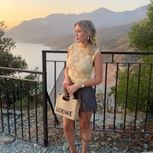 Virginie Conte Instagram - 🐚 Julying w/ @blueskincare.official & @allegriagram