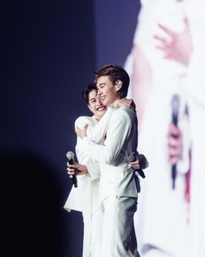 Vitchapol Somkid Instagram - ผมจะมองตาทุกคนเยอะขึ้นนะ😊🫶🏻 
#atlasconcertthe1stjourney