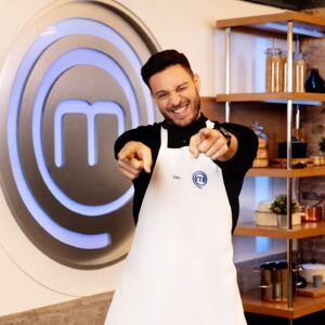 Vito Coppola Instagram - I am so exited and happy to finally share with you all that I will be one of the twenty contestants of this year’s season of @masterchefuk 

I am thrilled to start this new incredible adventure.
This is a once in a life experience and I will live it to the fullest, giving my maximum and putting as always my 110% of commitment and effort.

My Nonno always says: “Vito do things with love and passion and you will never be wrong”
I promise I will! 🤞

I cannot wait to share this amazing journey with you step by step beautiful people!

I ♥️ Food 

I hope to make my family proud 🙌

Jamm ja 🤌🌶️☀️🇮🇹

#CelebrityMasterChef #MasterChefUK #iPlayer