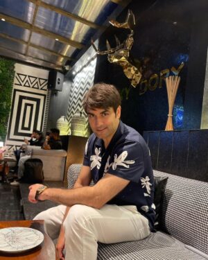 Vivian Dsena Instagram - Thanks a lot For All The Warm Wishes & The Love You Have Showered On Me On My Birthday 🥰😊..Grateful & Blessed To Have Such Loving & Caring Family, Friends & Fans ... Love You Guys ,God Bless All Of You 🤲♥️