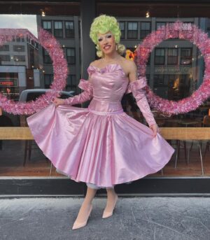 Vivian Vanderpuss Instagram - 🌸Sugar Plum Fairy🧚🏼‍♂️ 

I hope y’all have a happy holidays. ✨

I’m so proud of this dress I made inspired by a couple of different pieces from @butchwaxvintage . I’m especially in love with the structured bow-gloves. 
This green tinsel bubble cut is styled by me as well!