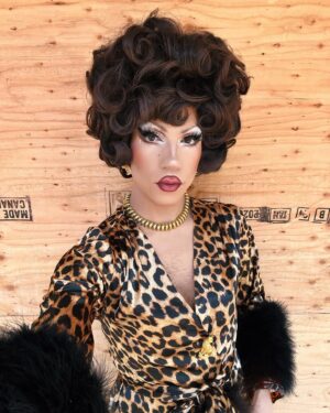 Vivian Vanderpuss Instagram - Knot me looking pine as hell! I know what you’re thinking, really Viv wood puns? What can I say they’re ingrained in me. 
.
I’m wearing fabulous ceramic mouse trap earrings created by @queen.irmagerd and my favourite @catherinedlish set to lounge in and out of drag. 
.
#vivianvanderpuss #vintage
