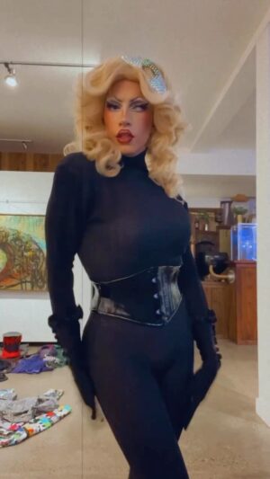 Vivian Vanderpuss Instagram - ✨The Farrah of the Opera✨
Feeling too hot to trot 🐎 (even though it’s my favourite form of movement) in the back room at Phillips. Big thanks to all who came out and to my fabulous friend’s @eddi.licious and Woofie (@seanburgundy ) for a fabulous show! 
.
.
.
.
#vivianvanderpuss #dragqueersandbeers #yyjart #drag