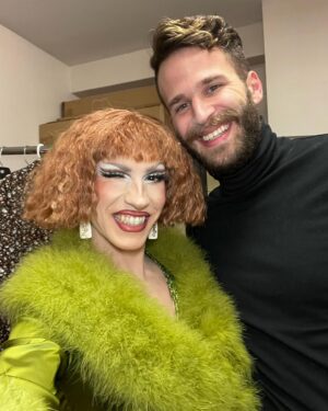 Vivian Vanderpuss Instagram - Yahoo 32! Everyday is a winding road! I’m very grateful for my family and friends, for cats, my studio mates, and for it to be garden season again! Here are some random pictures from this year.
