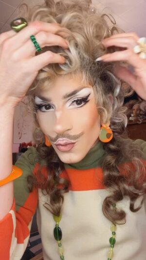 Vivian Vanderpuss Instagram - Looking good and sounding gorgeous! Let’s explore some drag up close and personal. 
🍃 
Vintage wool dress from @burcusangels