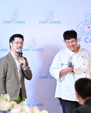 Vivid Bavornkiratikajorn Instagram - ดีใจกับน้องๆเหล่า dreamers ทุกคนกับโครงการ ' Chef Cares dreams academy ในseasonที่3 ด้วยนะครับ ได้เป็น chef แล้ว 👏👏👏
ผมมีโอกาสได้มาเป็นพิธีกรทั้ง3season ได้เห็นน้องๆประสบความสำเร็จ ขอให้น้องๆตั้งใจทำให้เต็มที่ ขอบคุณโครงการดีๆนี้ที่ช่วย 'สานฝันปั้นเชฟ' มาตลอด3season ที่ผ่านมา ช่วยให้น้องๆได้มีอาชีพที่ดีครับ 
ขอขอบคุณคุณ มาริสา เจียรวนนท์ ที่เป็นผู้ริเริ่มโครงการดีๆแบบนี้ รวมถึงผู้ใหญ่ใจดีทุกท่านที่สนับสนุนน้องๆครับ 😊🙏🤍 

#chefcares #cpall