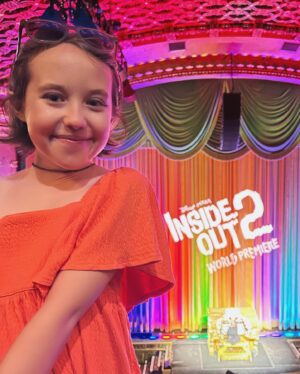 Vivien Lyra Blair Instagram - I had so much fun walking the Purple Carpet for the #insideout sequel premiere in #hollywood 🎬

I met so many cool people even the freaking boss of the whole thing but what brought the biggest smile was  meeting @junediane from my fav inappropriate podcast #hdtgm ❤️