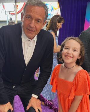 Vivien Lyra Blair Instagram - I had so much fun walking the Purple Carpet for the #insideout sequel premiere in #hollywood 🎬

I met so many cool people even the freaking boss of the whole thing but what brought the biggest smile was  meeting @junediane from my fav inappropriate podcast #hdtgm ❤️