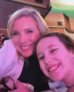Vivien Lyra Blair Instagram - I had so much fun walking the Purple Carpet for the #insideout sequel premiere in #hollywood 🎬

I met so many cool people even the freaking boss of the whole thing but what brought the biggest smile was  meeting @junediane from my fav inappropriate podcast #hdtgm ❤️