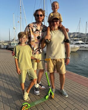 Vladimir Presnyakov Jr. Instagram - Мои Преснячки