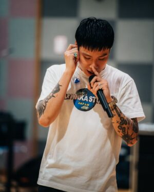 WILYWNKA Instagram - 遂に明日からツアーが始まります！
リハも完璧。
何より遊びに来てくれる皆んなホンマにありがとう。
最高な日にする！押忍！！🥷🏻

Photo @cherrychillwill 
#WILYWNKA #WILYWNKASTUDIOSJAPAN #WSJ