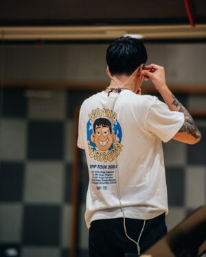 WILYWNKA Instagram - 遂に明日からツアーが始まります！
リハも完璧。
何より遊びに来てくれる皆んなホンマにありがとう。
最高な日にする！押忍！！🥷🏻

Photo @cherrychillwill 
#WILYWNKA #WILYWNKASTUDIOSJAPAN #WSJ
