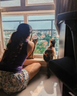 Wafa Khadeeja Rahman Instagram - Typicap lazy weekend scenes from the Khatheeja Rahman household 🙃

#slowliving #slowsunday #lazyweekend #cats #catmom #coffee
