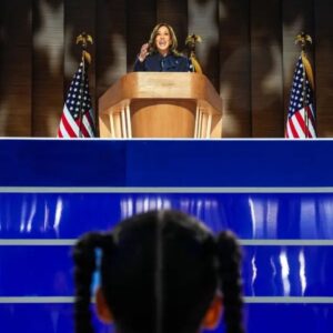 Wanda Sykes Instagram - The @demconvention had me fired up, we only have 70 days left and a lot of work to do! I need everyone to make sure you’re registered, we can do this🗳️↖️
Go to my stories and make sure you get your ballot!
📸 @griffinkyle