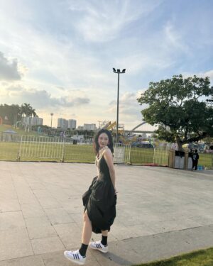 Wang Feifei Instagram - Im too busy dancing ！😘