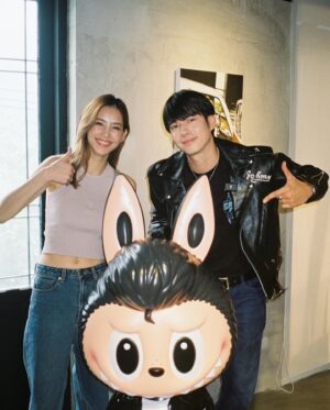 Waratthaya Wongchayaporn Instagram - 😍 @kasinglung  @mario_mm38 @jptoysgallery  #labubuxmario  #jptoysgallery