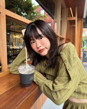 Warisara Jitpreedasakul Instagram - ฉันเป็น(🍏)