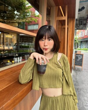 Warisara Jitpreedasakul Instagram - ฉันเป็น(🍏)