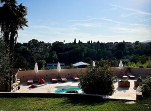 Warren Brown Instagram - Back home watching Glasto on the telly! 😢

Stopped off for a cheeky little stay at the fabulous @villamartinus on the way back from @festivaltvmonte_carlo 

Not an ad… just want to give this cracking little gaff a shout out! 

Merci Martin! 👊🏼❤️🌈🦄🙏🏼

#glastonbury #montecarlotvfestival #villamartinus