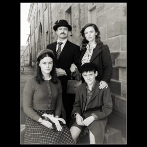 Warren Brown Instagram - Some more great shots courtesy of @johnplattphotos 📷 

A brilliant photographer and a genuinely lovely bloke, his family were actually Ten Pound Poms too! Moving to Australia as a youngster with his family in 1964! 

Really appreciate everyone getting in touch with (mostly 😉) positive feedback for the show! Great to hear from so many of you who have watched as TPP’s or with friends and family that were. 

It really was a job of a lifetime, with one of the best cast & crews I’ve ever had the pleasure of working with! 👊🏼❤️🇦🇺🙏🏼

#tenpoundpoms @elevenfilmltd @stanaustralia @bbciplayer