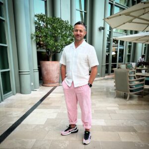 Warren Brown Instagram - Tickled pink! 🇲🇨🩷

@festivaltvmonte_carlo #monaco #montecarlo