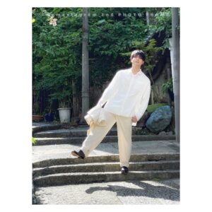 Wataru Komada Instagram - Now on SALE
『Komastagram 2nd PHOTO FRAME』

予約してくださった方。
足を運んで手に入れてくださった方。
本当にありがとうございます！
気に入って頂けましたでしょうか…！

そしてインスタやツイッターでの
フォロー&コメントいつもありがとうございます！

フォトブックも番組も引き続きよろしくお願いします。

#コマスタグラム
#Komastagram
#2ndPHOTOFRAME
#オフショット