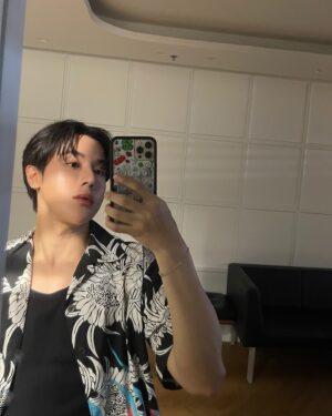 Weerayut Chansook Instagram - 🙃🙂🤪😜
