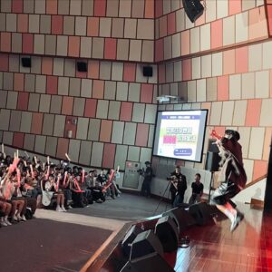 Weibird Wei Instagram - 謝謝世新大學 祝大家大學生活多采多姿多收穫💪🦭

@fearofgod @mrporter