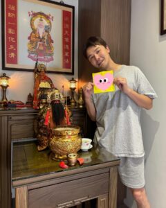 Actor Wen-Sing Huang HD Instagram Photos and Wallpapers June 2024