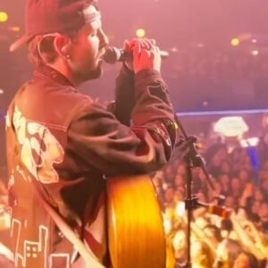 Wesley Stromberg Instagram - TONIGHT AT MIDNIGHT! Get your pre saves ready to stream! Link in bio 
•
•
•
#newmusicalert #poppunk #blink182 #mgk #rockmusic