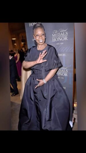 Whoopi Goldberg Instagram - I want to thank Ellis Island Medal of Honors for a beautiful award and @macklowegallery for adorning me with a bracelet and earrings fit for a queen. 
#ellisislandmedalofhonor