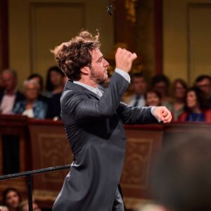Wiener Philharmoniker Instagram - This was our final Subscription Concert of this concert season with conductor Lorenzo Viotti at the @musikverein.wien! ✨🎶

Next, we're excited to go on tour with a fantastic program featuring Nicolai Rimsky-Korsakov’s "Capriccio espagnol," Sergei Rachmaninoff’s "Die Toteninsel," and Antonín Dvořák’s Symphony No. 7 in D minor. 🎼

➡️ First stop: Elbphilharmonie Hamburg 
.
.
.
#ViennaPhilharmonic #LorenzoViotti #SubscriptionConcert #ClassicalMusic #MusikvereinWien #Vienna #vpontour 
📸: Wiener Philharmoniker / Raphael Mittendorfer