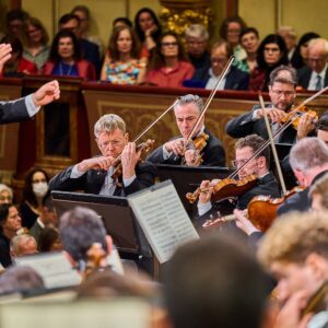 Wiener Philharmoniker Instagram - This was our final Subscription Concert of this concert season with conductor Lorenzo Viotti at the @musikverein.wien! ✨🎶

Next, we're excited to go on tour with a fantastic program featuring Nicolai Rimsky-Korsakov’s "Capriccio espagnol," Sergei Rachmaninoff’s "Die Toteninsel," and Antonín Dvořák’s Symphony No. 7 in D minor. 🎼

➡️ First stop: Elbphilharmonie Hamburg 
.
.
.
#ViennaPhilharmonic #LorenzoViotti #SubscriptionConcert #ClassicalMusic #MusikvereinWien #Vienna #vpontour 
📸: Wiener Philharmoniker / Raphael Mittendorfer