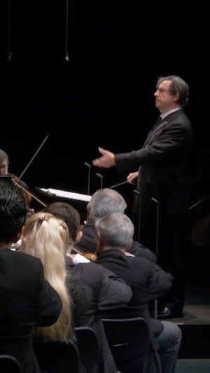 Wiener Philharmoniker Instagram - 🎂✨ Happy Birthday to our honorary member and conductor, Maestro Riccardo Muti!

Celebrate with us by revisiting this memorable performance from the Salzburg Festival 2021, where Maestro Muti conducted Beethoven’s Symphony No. 9. 🎶

We look forward to welcoming him back for a Philharmonic concert at the @salzburgerfestspiele this August, featuring Anton Bruckner’s Symphony No. 8!
.
.
.
#RiccardoMuti #HappyBirthday #SalzburgFestival #ClassicalMusic #Salzburg
🎥: Unitel / ORF