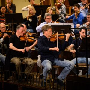 Wiener Philharmoniker Instagram - Rehearsal impressions for our final Subscription Concert of the 2023/2024 season with conductor @lorenzoviotti! ✨🎶

We look forward to a fantastic program featuring Nicolai Rimsky-Korsakov’s "Capriccio espagnol," Op. 34, Sergei Rachmaninoff’s "Die Toteninsel," Op. 29, Antonín Dvořák’s Symphony No. 7 in D minor, Op. 70. 🎼
.
.
.
#ViennaPhilharmonic #LorenzoViotti #MusikvereinWien #SubscriptionConcert #ClassicalMusic #Vienna 
📸: Wiener Philharmoniker / Benedikt Dinkhauser