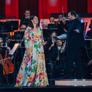 Wiener Philharmoniker Instagram - This was our Summer Night Concert 2024 with conductor @andrisnelsons and @lisedavidsen! ✨🎶

Meidling and Hietzing Gates are open until 11:00 p.m. on the concert day or 1 hour after the end of the event at the latest. 

We wish you all a wonderful evening! 🏰💙
.
.
.
#ViennaPhilharmonic #SummerNightConcert #SchönbrunnPalace #ClassicalMusic #AndrisNelsons #LiseDavidsen #MusicForEveryone #20Years @schoenbrunnpalace 
📸: Wiener Philharmoniker / Niklas Schnaubelt