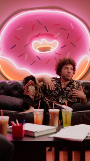 Will Arnett Instagram - While the Dunkin’Terns are hard at work on their Dunkin’ Iced summer projects, the team pays a visit to Dunkin’s mysterious musical spirit guide: The Jingle Man, aka Benny Blanco #dunkinpartner