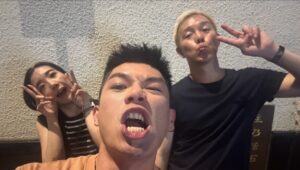 Will Or Instagram - something more about last night.
.
收到家裡whatsapp group傳來的video, 除咗覺得我阿媽有啲cute外，屋企wifi好似都麻麻。👅
.
p.s. @sabrinapingping_ 我哋無出醜❤️‍🔥
.
shout out to @blacklight ;) thanks everyone. 
.
RED CARPET
@louisvuitton

CEREMONY & ONSTAGE
@dior

Jewelry 
@chowtaifookjewellery 
.
hair by @oscarnganhair 
make up by @tammyau_makeup 

big thanks to @mekochuibamboo @felixchan5 @fhmtsang @channnhallo @62.lly @deepmakeup @blacklighthk