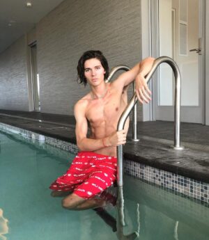 Will Peltz Instagram - 💚💚